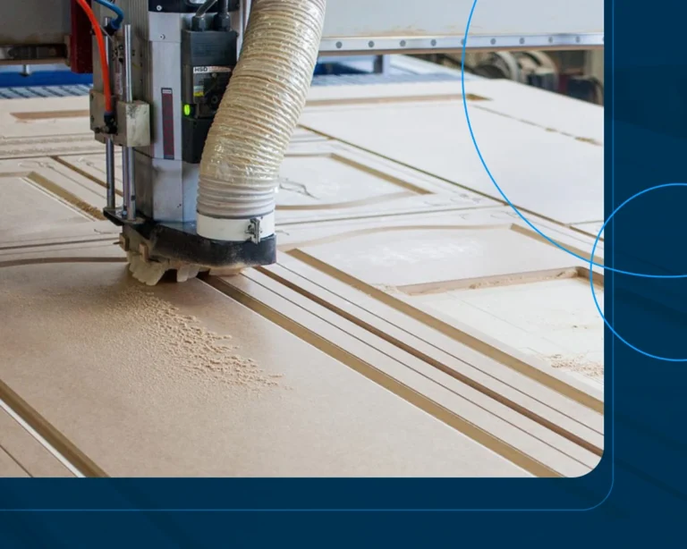 imagem de corte cnc em operação